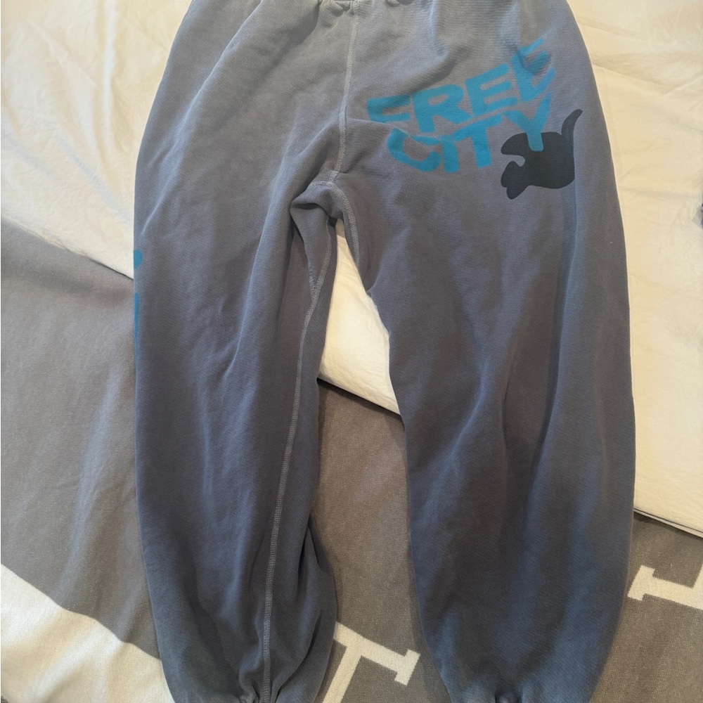 Free city sweats